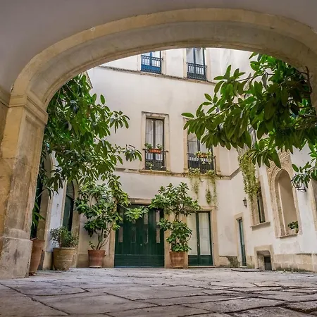 Bed & Breakfast Palazzo Bernardini Lecce