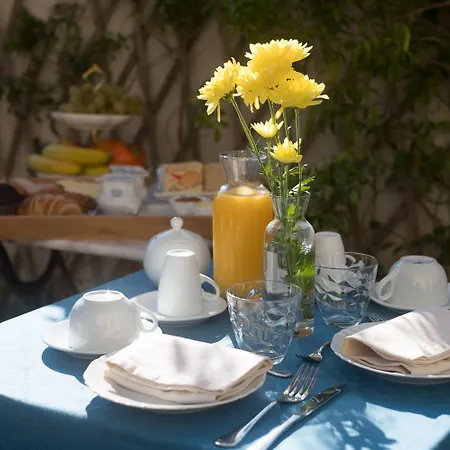 Palazzo Bernardini Bed & Breakfast