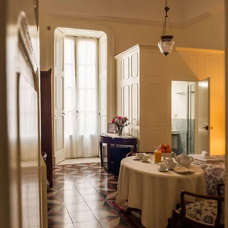 Palazzo Bernardini 住宿加早餐酒店 莱切