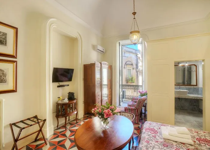 Palazzo Bernardini 4* 莱切