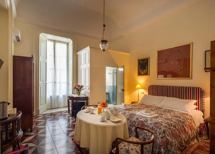 Palazzo Bernardini 住宿加早餐酒店 4*