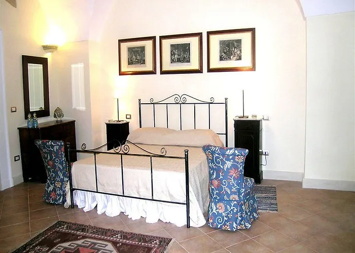 Palazzo Bernardini 住宿加早餐酒店 4*