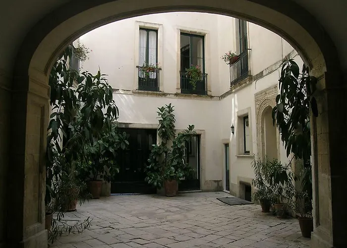 Palazzo Bernardini 住宿加早餐酒店