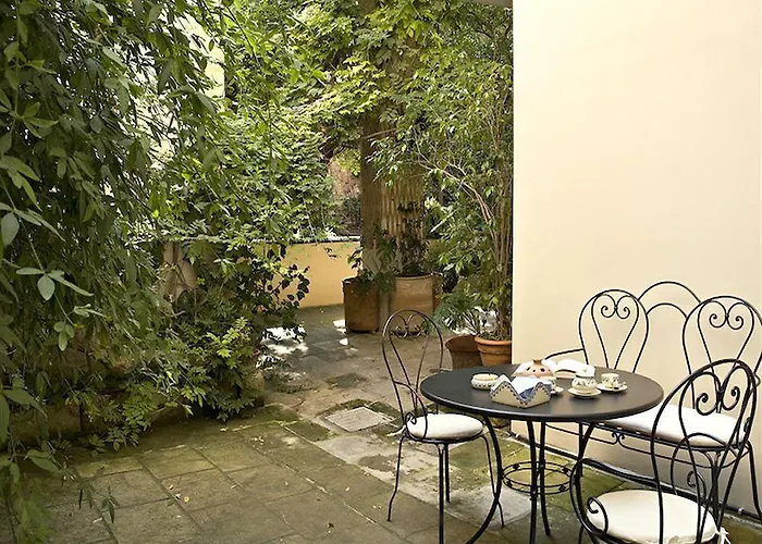 Palazzo Bernardini 住宿加早餐酒店 莱切