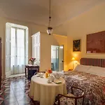 Palazzo Bernardini Bed & Breakfast 4*