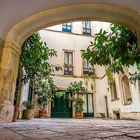 Palazzo Bernardini 4* Lecce