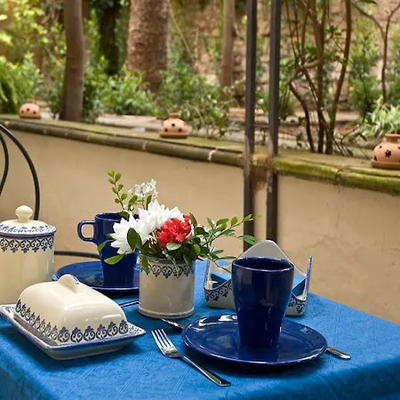 Palazzo Bernardini 4* לצ'ה