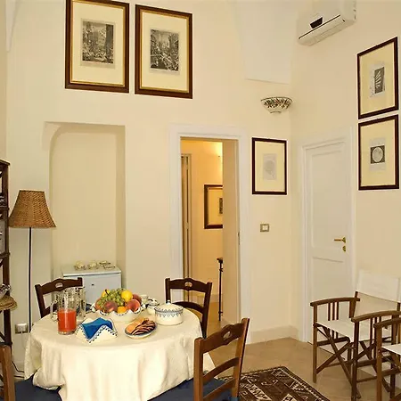 Panzió Palazzo Bernardini