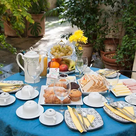 Palazzo Bernardini לינה וארוחת בוקר 4*