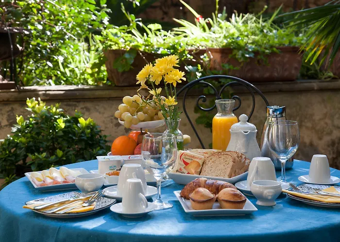 Palazzo Bernardini ベッド・アンド・ブレックファスト