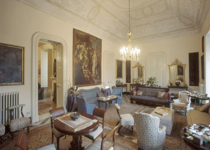 Palazzo Bernardini 4*